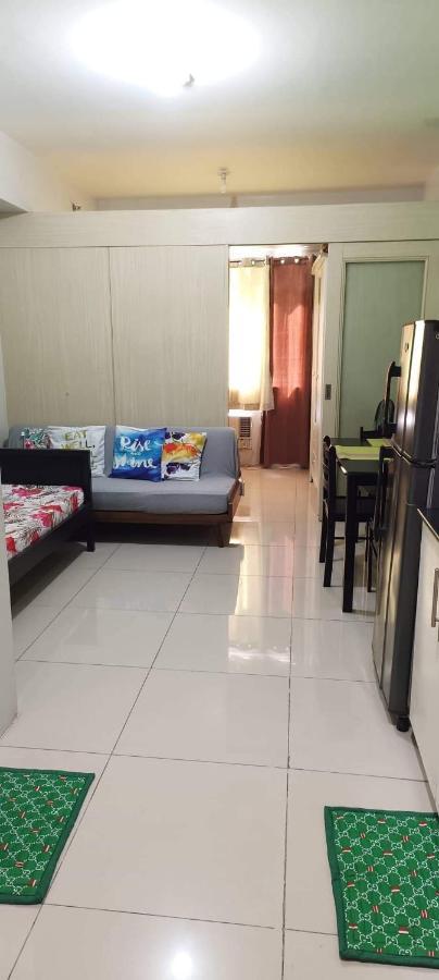 Amigo'S Place At Sea Residences Manila Kültér fotó