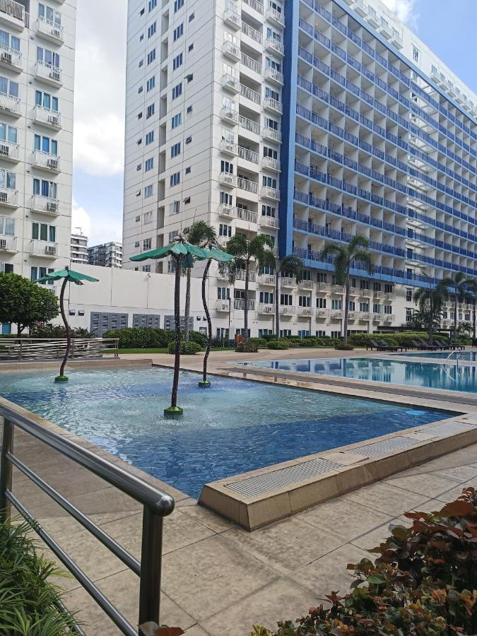 Amigo'S Place At Sea Residences Manila Kültér fotó
