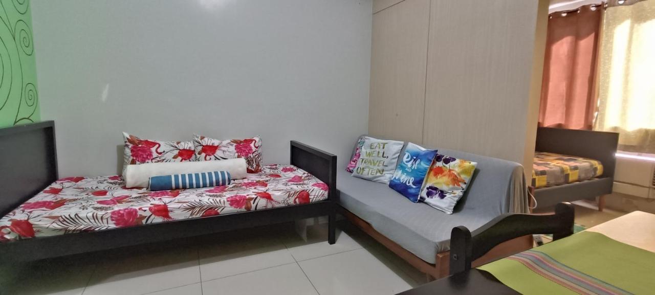 Amigo'S Place At Sea Residences Manila Szoba fotó